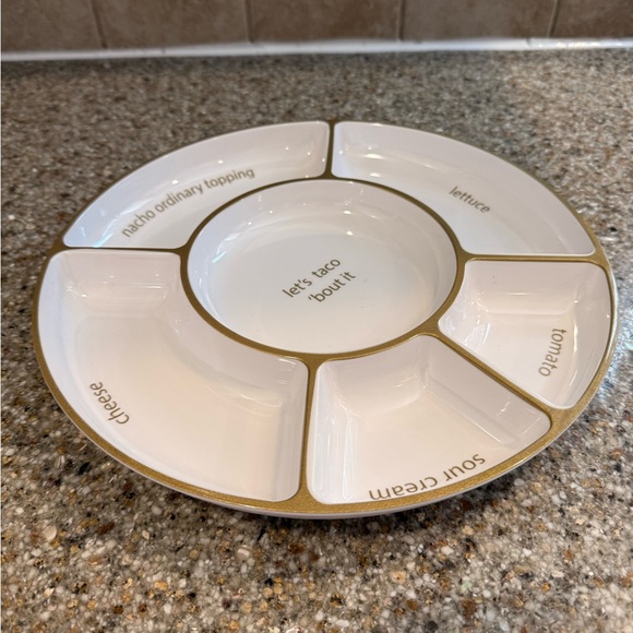 CWC Rotating Chip & Dip Taco Tray - Picture 4 of 6